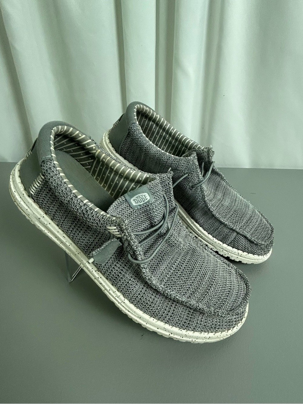 Hey Dude Mens Gray Knit Slip-On Loafers size 12